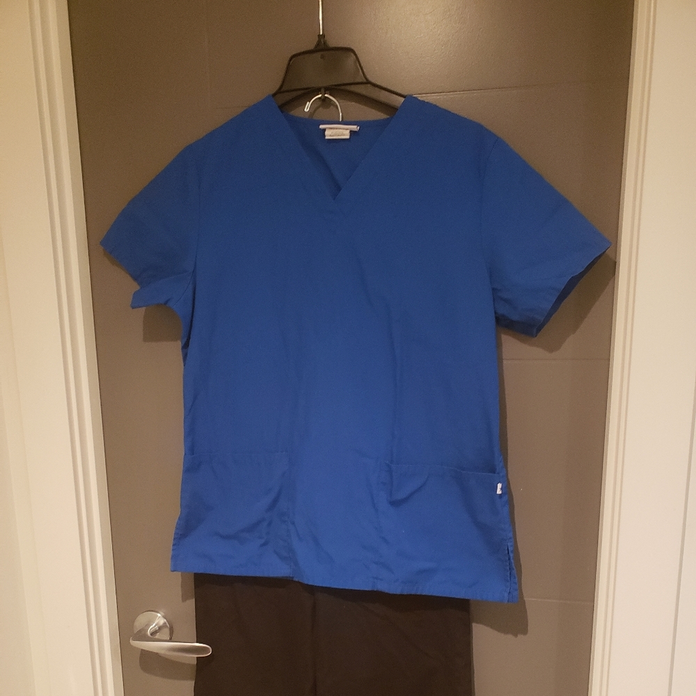 Scrub Set Blue top Black Pants